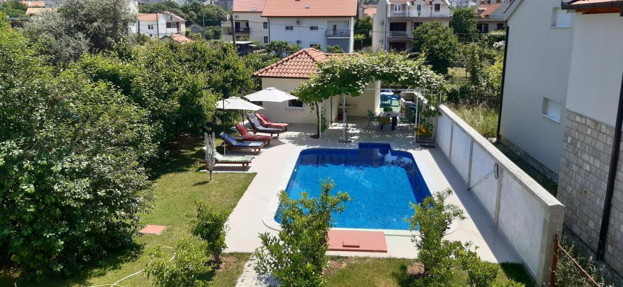 Apartmani Amira Требине Екстериор снимка