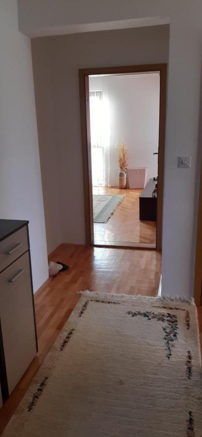 Apartmani Amira Требине Екстериор снимка