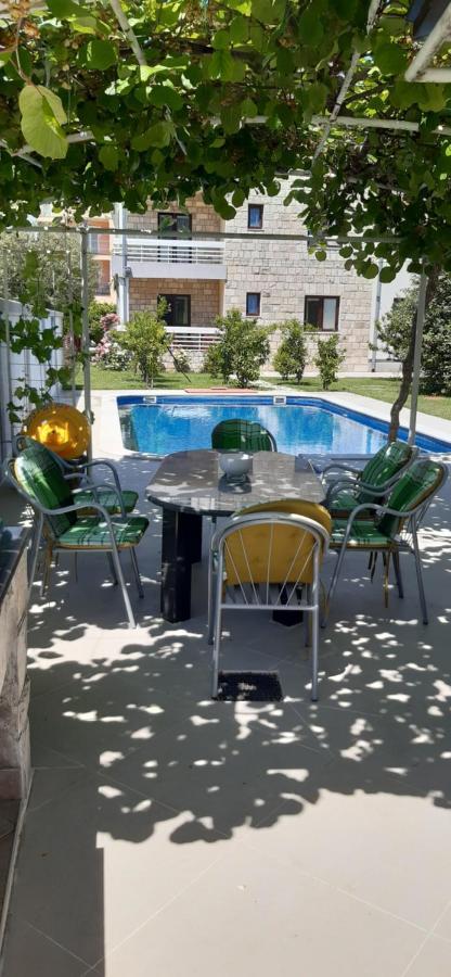 Apartmani Amira Требине Екстериор снимка