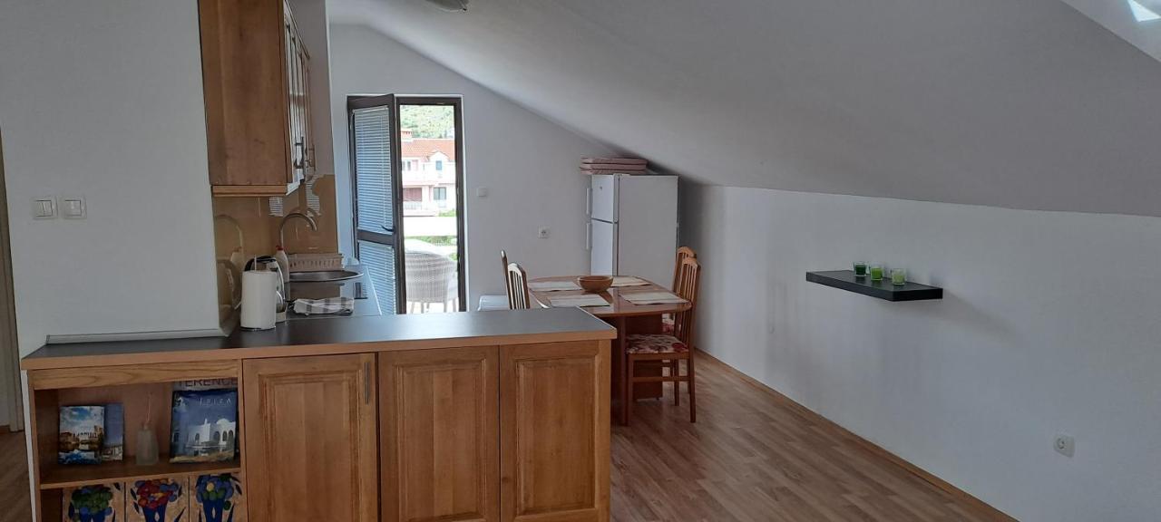 Apartmani Amira Требине Екстериор снимка